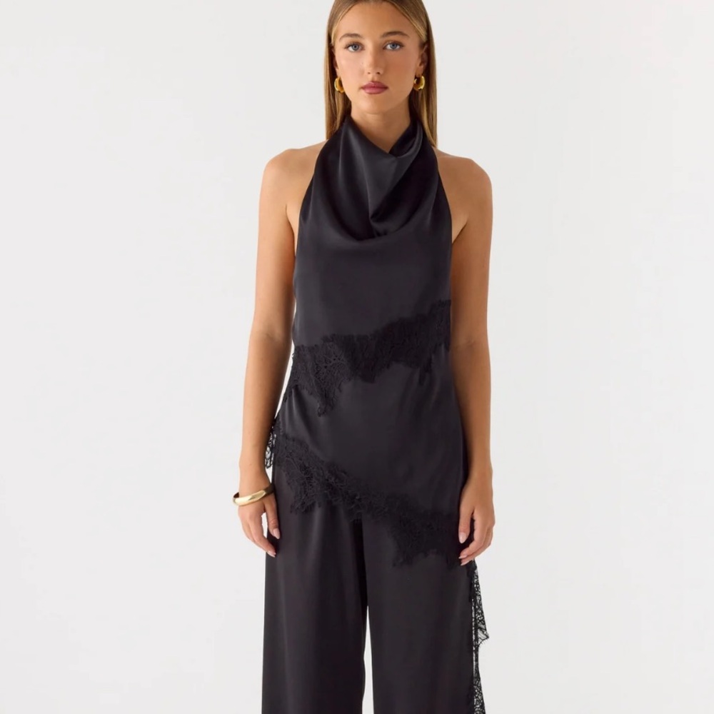 Emilee Cowl Top Halter Top in Black in Peppermayo